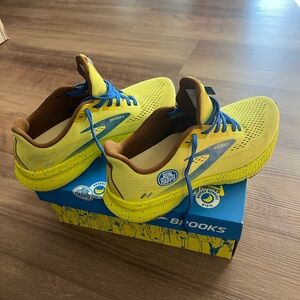 Brooks Vibrant Yellow and Blue Athletic Shoes.
